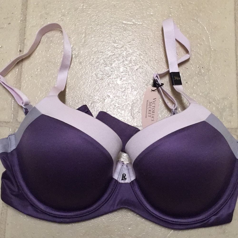 Victoria Secret Fabulous lined demi bra